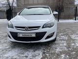Opel Astra 2013 года за 4 000 000 тг. в Актобе – фото 2