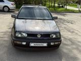 Volkswagen Golf 1993 годаүшін1 800 000 тг. в Астана
