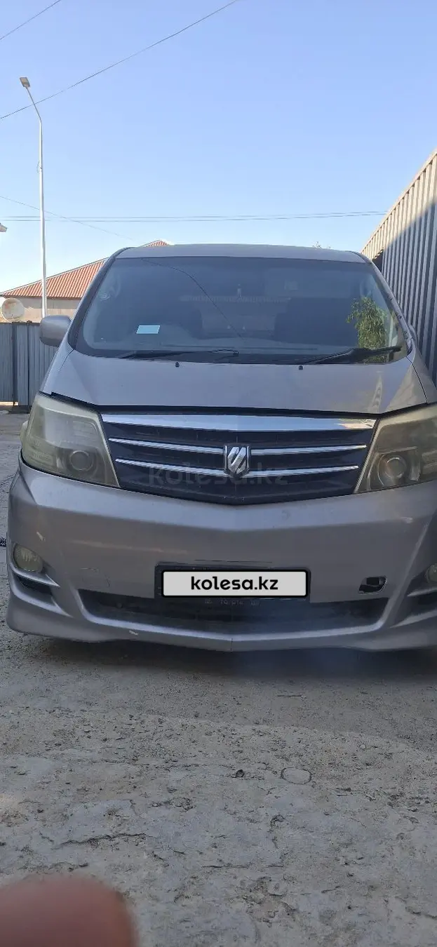 Toyota Alphard, 2005