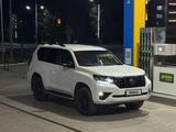 Toyota Land Cruiser Prado 2020 года за 26 500 000 тг. в Уральск