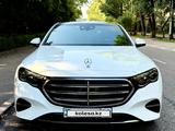 Mercedes-Benz E 300 2023 года за 45 000 000 тг. в Алматы – фото 2
