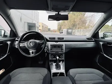 Volkswagen Passat 2013 года за 4 850 000 тг. в Алматы – фото 12