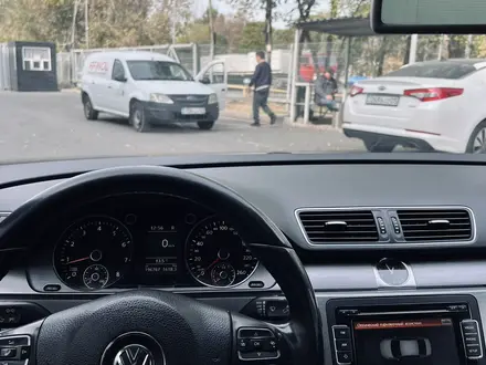 Volkswagen Passat 2013 года за 4 850 000 тг. в Алматы – фото 16