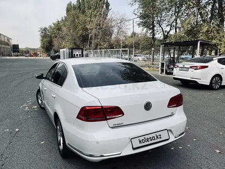 Volkswagen Passat 2013 года за 4 850 000 тг. в Алматы – фото 6