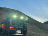Mitsubishi Delica 1997 годаfor3 800 000 тг. в Актобе