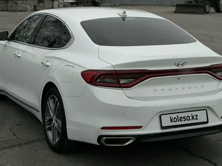 Hyundai Grandeur 2019 года за 11 299 000 тг. в Алматы – фото 18