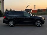 Mercedes-Benz GL 500 2012 года за 19 500 000 тг. в Астана – фото 2