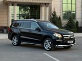 Mercedes-Benz GL 500 2012 года за 19 500 000 тг. в Астана