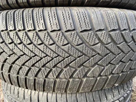 Комплект зимние шины 225/60/18 225/60R18 Bridgestoone Blizzak. за 120 000 тг. в Алматы – фото 5