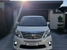 Toyota Alphard, 2012