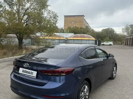 Hyundai Elantra 2018 года за 8 800 000 тг. в Караганда – фото 5