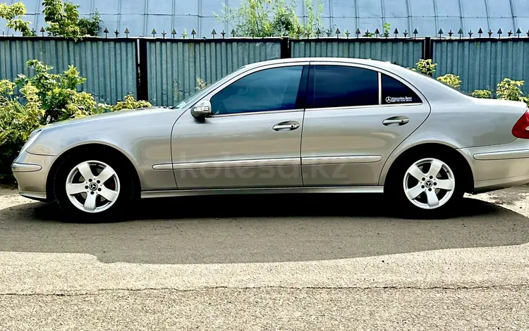 Mercedes-Benz E 320 2005 года за 7 000 000 тг. в Астана