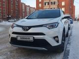 Toyota RAV4 2018 года за 13 000 000 тг. в Костанай – фото 3