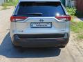 Toyota RAV4 2020 годаүшін13 300 000 тг. в Актобе – фото 3