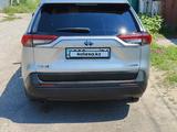 Toyota RAV4 2020 года за 13 300 000 тг. в Актобе – фото 3