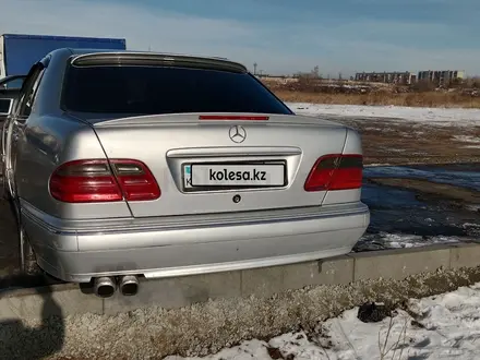 Mercedes-Benz E 240 1999 года за 3 200 000 тг. в Павлодар – фото 4