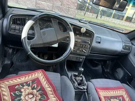 Volkswagen Passat 1991 года за 790 000 тг. в Алматы – фото 4