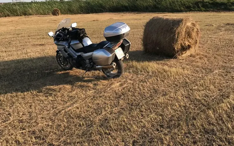 Yamaha  FJR1300 2002 года за 2 500 000 тг. в Актау