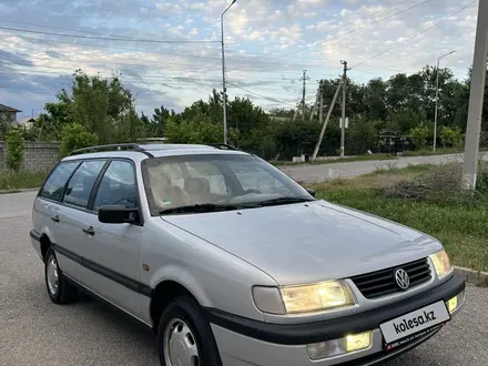 Volkswagen Passat 1996 года за 2 900 000 тг. в Шымкент – фото 23