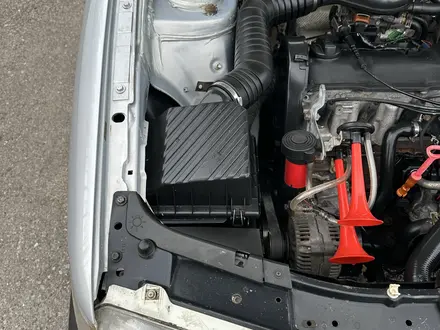 Volkswagen Passat 1996 года за 2 900 000 тг. в Шымкент – фото 46