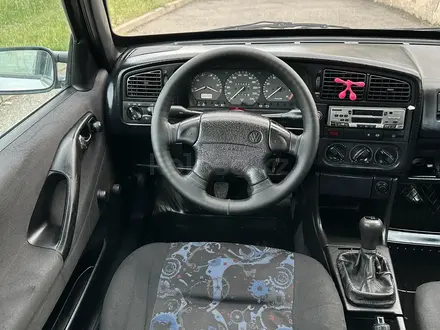 Volkswagen Passat 1996 года за 2 900 000 тг. в Шымкент – фото 55