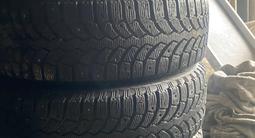 Bridgestone Зимние 215/70/16 за 100 000 тг. в Алматы