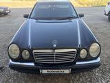 Mercedes-Benz E 320 1999 года за 3 400 000 тг. в Айтеке би
