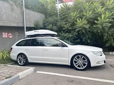 Skoda Superb 2013 года за 10 500 000 тг. в Алматы – фото 2