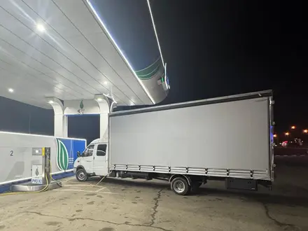 ГАЗ ГАЗель 2018 года за 12 800 000 тг. в Актобе – фото 14