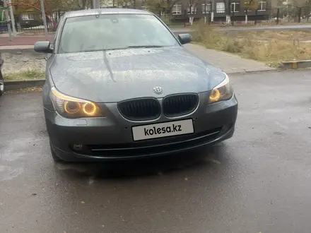 BMW 520 2009 года за 6 000 000 тг. в Караганда – фото 2