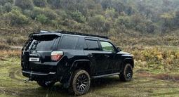 Toyota 4Runner 2017 года за 19 000 000 тг. в Алматы – фото 3