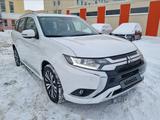 Mitsubishi Outlander 2022 года за 13 600 000 тг. в Астана