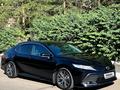 Toyota Camry 2021 года за 17 500 000 тг. в Астана – фото 2