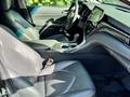 Toyota Camry 2021 года за 17 500 000 тг. в Астана – фото 10