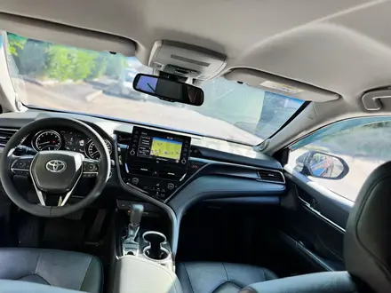 Toyota Camry 2021 года за 17 500 000 тг. в Астана – фото 8