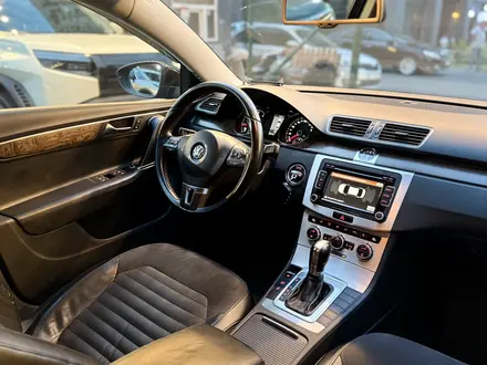 Volkswagen Passat 2013 года за 5 500 000 тг. в Алматы – фото 9