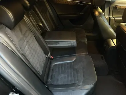 Volkswagen Passat 2013 года за 5 500 000 тг. в Алматы – фото 17