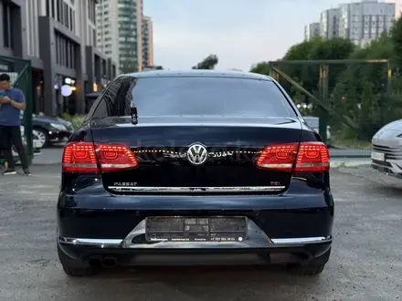 Volkswagen Passat 2013 года за 5 500 000 тг. в Алматы – фото 6