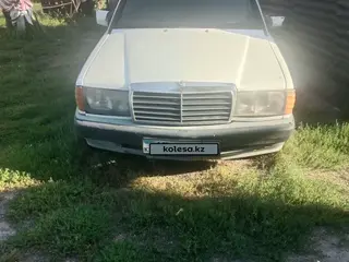 Mercedes-Benz 190