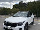 Kia Seltos 2023 года за 9 100 000 тг. в Петропавловск – фото 2