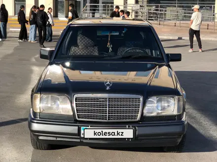 Mercedes-Benz E 220 1994 года за 2 750 000 тг. в Талдыкорган – фото 19