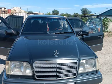 Mercedes-Benz E 220 1994 годаүшін2 400 000 тг. в Талдыкорган – фото 31