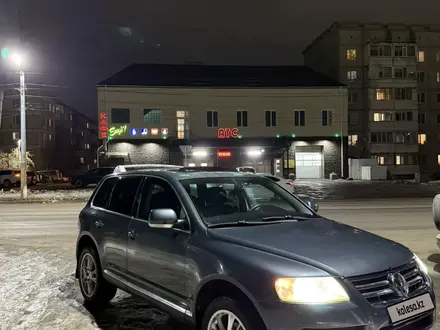 Volkswagen Touareg 2004 года за 5 000 000 тг. в Астана – фото 4