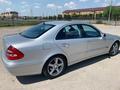 Mercedes-Benz E 320 2004 годаүшін7 300 000 тг. в Актобе – фото 19