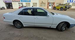 Mercedes-Benz E 220 2000 годаүшін2 300 000 тг. в Жезказган – фото 2