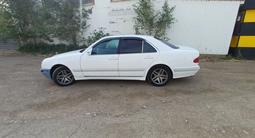 Mercedes-Benz E 220 2000 годаүшін2 300 000 тг. в Жезказган – фото 4