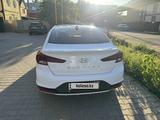 Hyundai Elantra 2019 годаүшін6 300 000 тг. в Уральск – фото 3