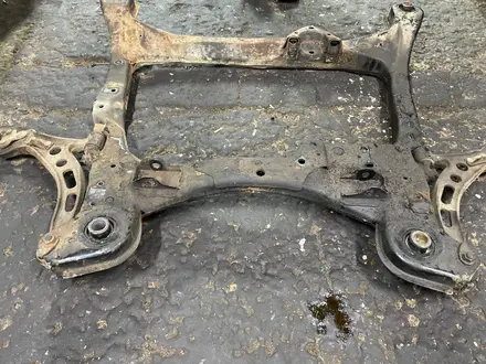 В наличии привозной стойки на Mazda CX-7 2.3л Турбо передний за 25 000 тг. в Астана – фото 9