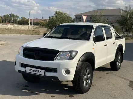 Toyota Hilux 2009 года за 7 900 000 тг. в Актобе