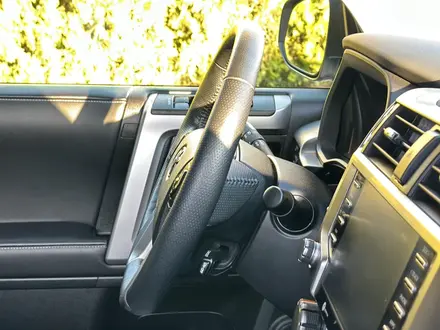 Toyota 4Runner 2024 года за 31 200 000 тг. в Актау – фото 14
